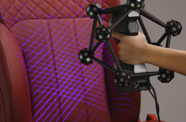 自動車部品のリバースエンジニアリングのための3Dスキャン